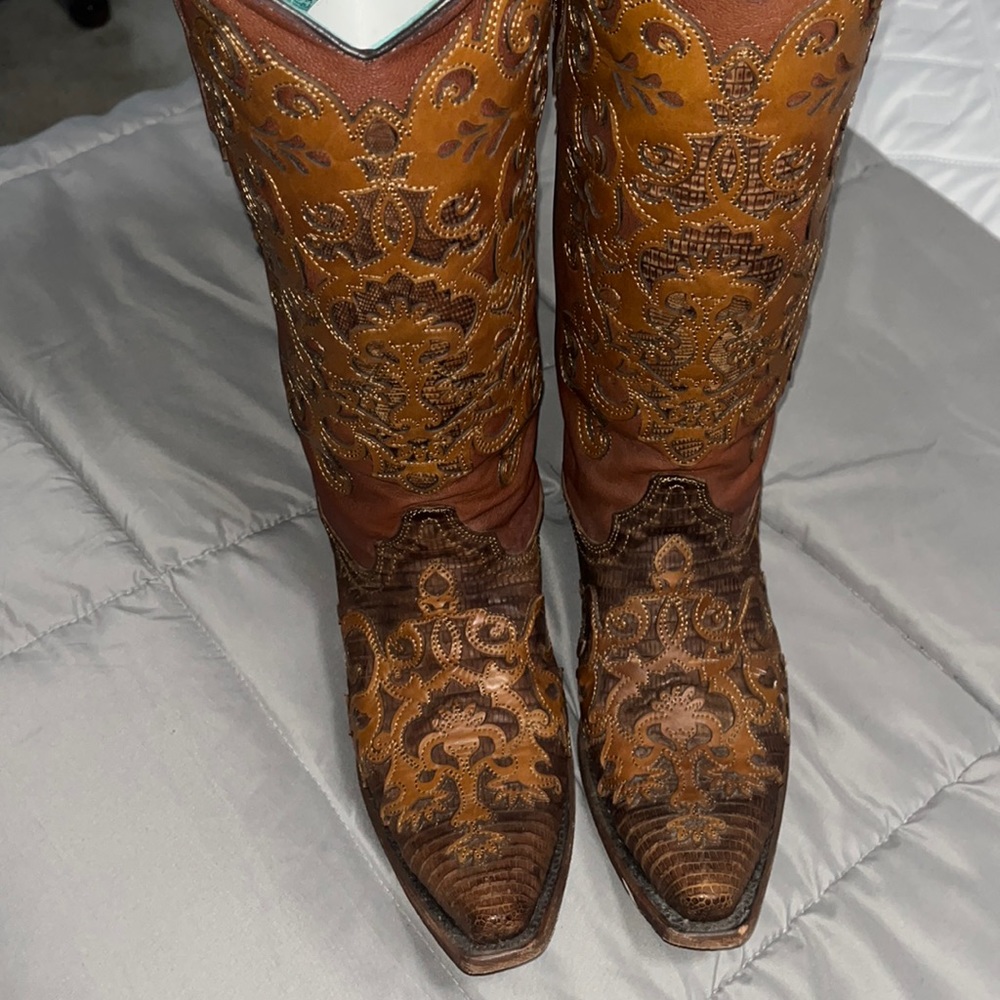 Corral Women’s Exotic Leather Snip Toe boots
